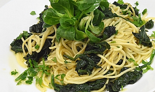 Spaghete cu spanac si leurda (de post)
